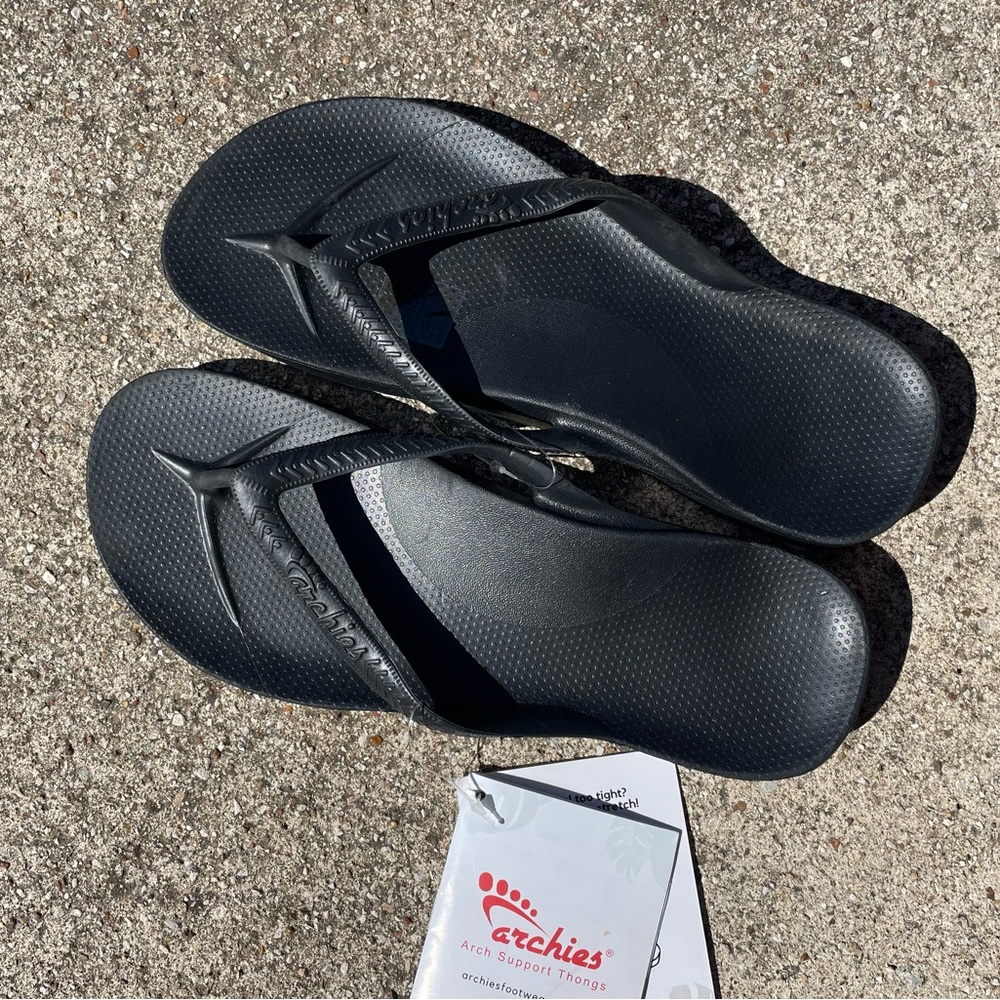 Women’s Archies Flip Flops